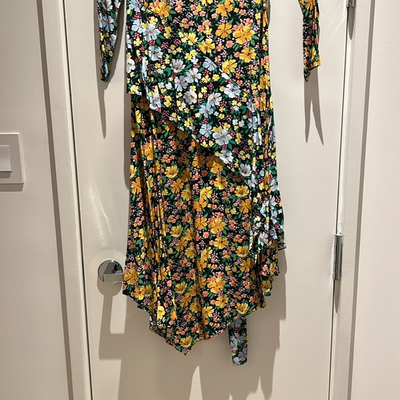 Maje New With Tags! Stunning floral handkerchief dress - Picture 3 of 6